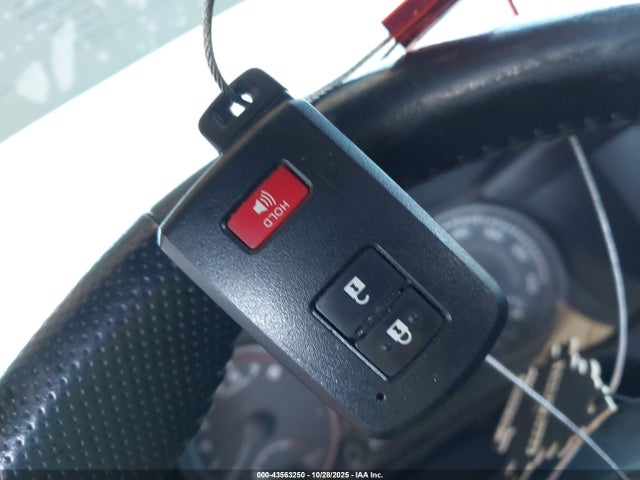 2018 Toyota Tacoma Trd Off Road მანქანა იყიდება აუქციონზე, vin: 3TMCZ5ANXJM155129, აუქციონის ნომერი: 43563250