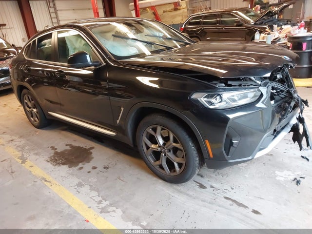 2024 BMW X4 5UX33DT01R9V07584