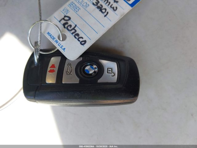 2016 BMW 320I WBA8E1G56GNU12221 Photo 10