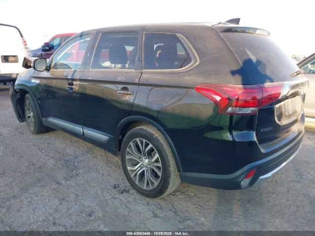 2017 MITSUBISHI OUTLANDER JA4AD3A38HZ059141 Photo 2