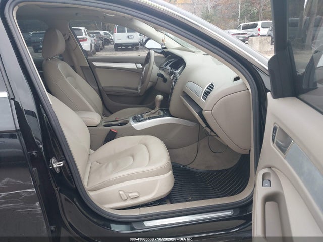 2011 AUDI A4 WAUFFAFL4BN046157 Photo 4