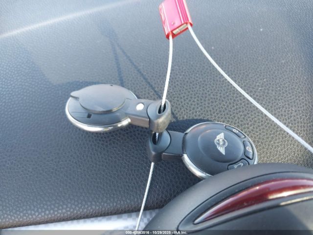 2007 MINI COOPER S WMWMF73597TL91834 Photo 10