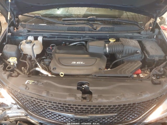 Aukcja sprzedaży 2018 Chrysler Pacifica Touring Plus, vin: 2C4RC1FG5JR315165, numer aukcji: 43563550