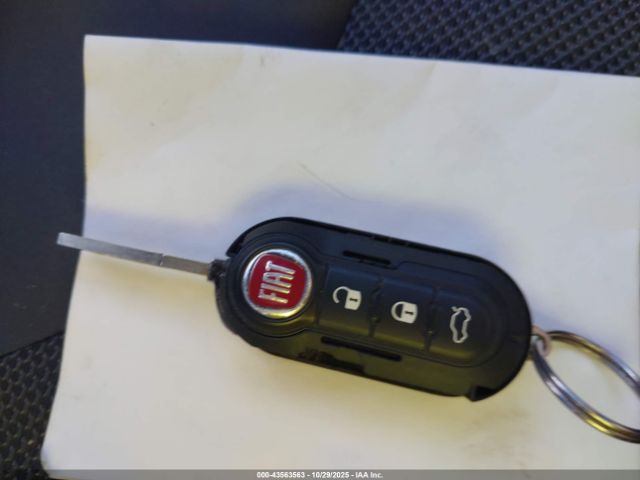 2014 FIAT 500L ZFBCFADH8EZ018222 Photo 10