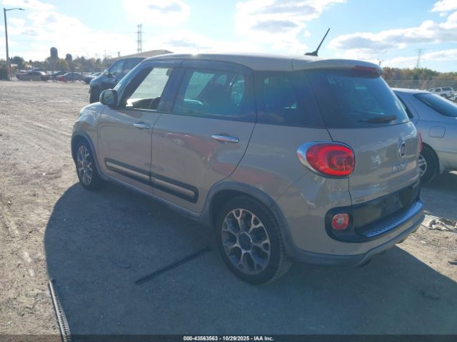 2014 FIAT 500L ZFBCFADH8EZ018222 Photo 2