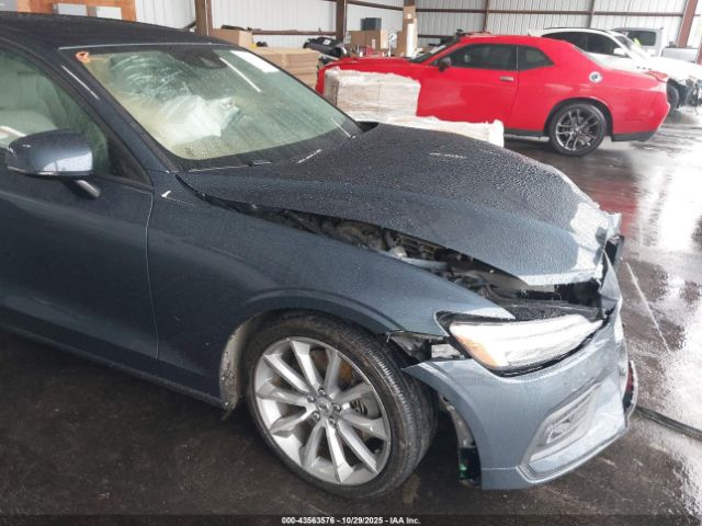 2021 VOLVO S60 7JRA22TK4MG094163