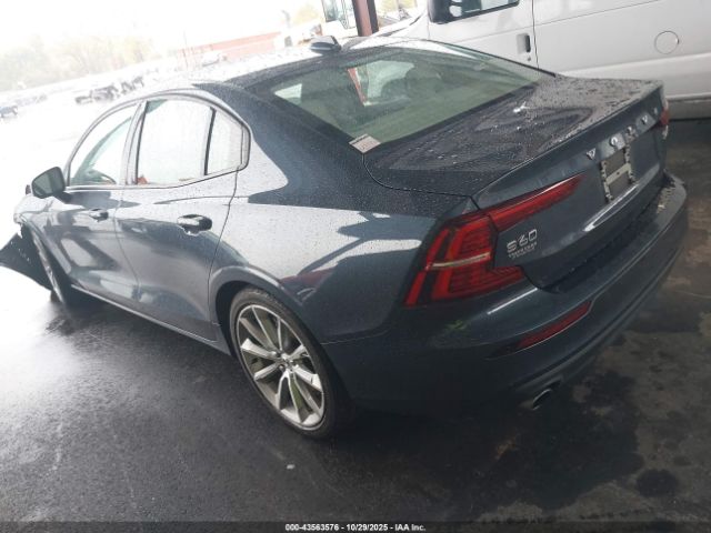 2021 VOLVO S60 7JRA22TK4MG094163 Photo 2