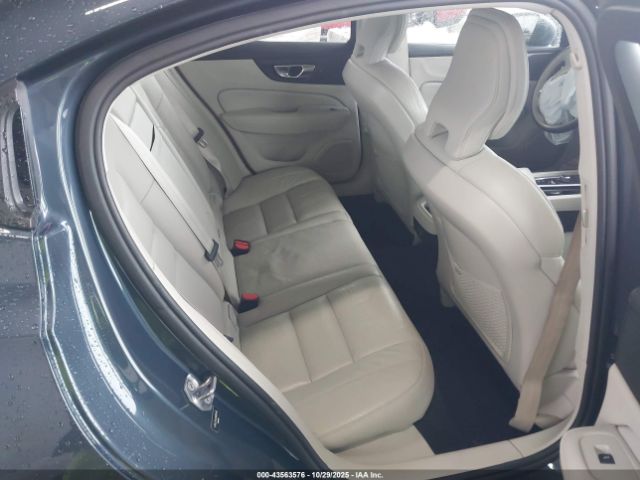 2021 VOLVO S60 7JRA22TK4MG094163 Photo 7