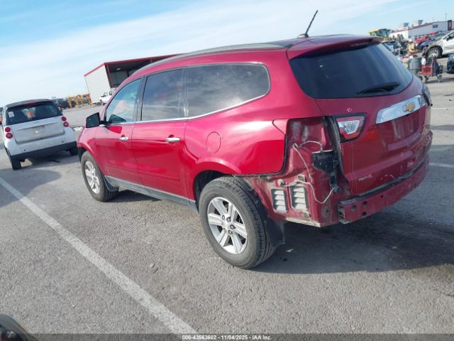 2014 CHEVROLET TRAVERSE 1GNKVGKD2EJ256927 Photo 2