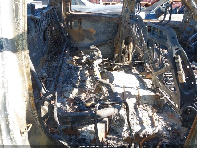 3C6UR5JL9EG199265 RAM 2500 Slt