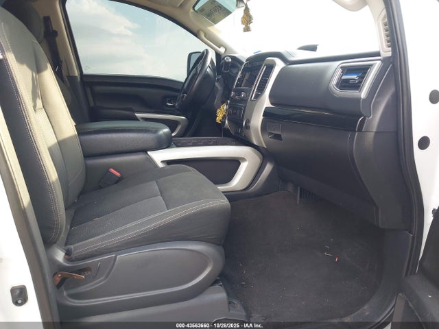 Продажа на аукционе авто 2018 Nissan Titan Xd Sv Diesel, vin: 1N6BA1F41JN526144, номер лота: 43563660