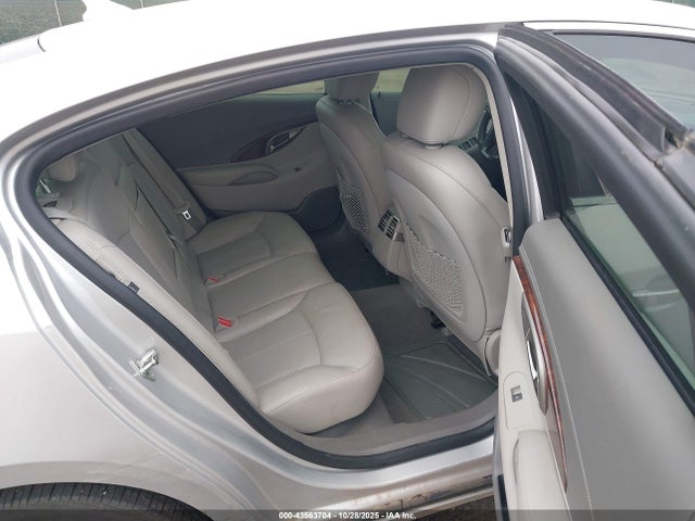 43563704 :رقم المزاد ، 1G4GC5GD1BF387763 vin ، 2011 Buick Lacrosse Cxl مزاد بيع
