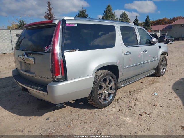 2012 CADILLAC ESCALADE ESV 1GYS4HEFXCR288502 Photo 3
