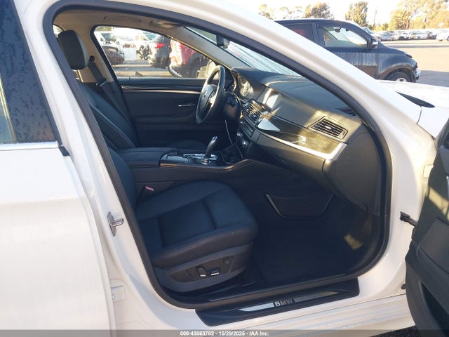 2013 Bmw 528i მანქანა იყიდება აუქციონზე, vin: WBAXG5C58DDY30977, აუქციონის ნომერი: 43563782