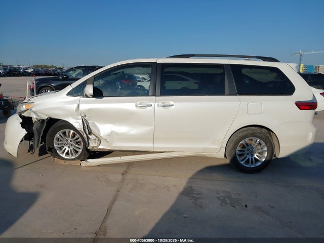 Продаж на аукціоні авто 2015 Toyota Sienna Xle 8 Passenger, vin: 5TDYK3DCXFS662354, номер лоту: 43563800