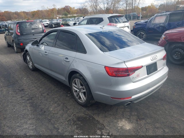 2017 AUDI A4 WAUANAF4XHN017194 Photo 2