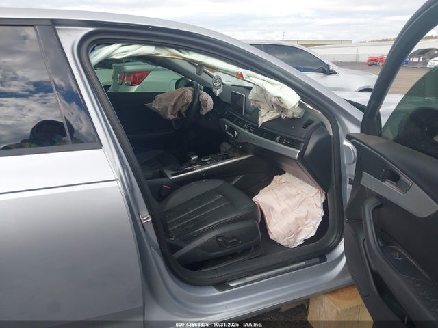 2017 AUDI A4 WAUANAF4XHN017194 Photo 4