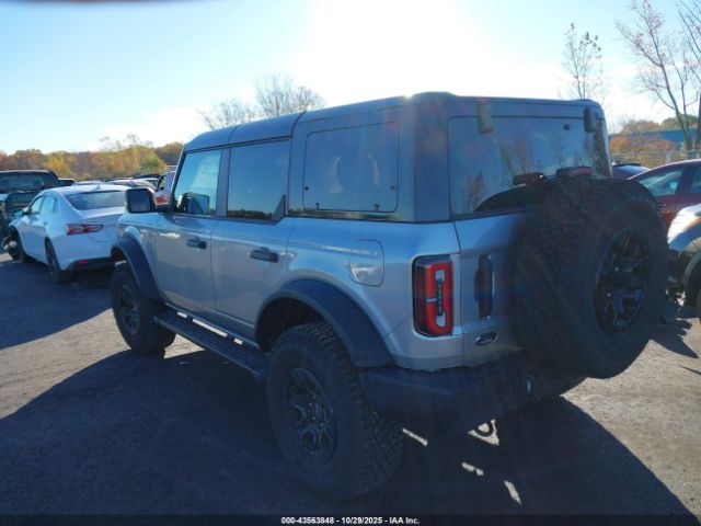 2024 FORD BRONCO 1FMEE2BP5RLA94719 Photo 2