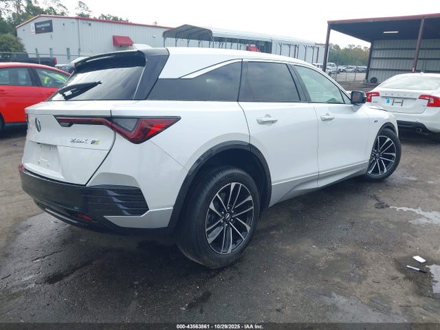 2024 ACURA ZDX 4W5KHMRK0RZ510065 Photo 3