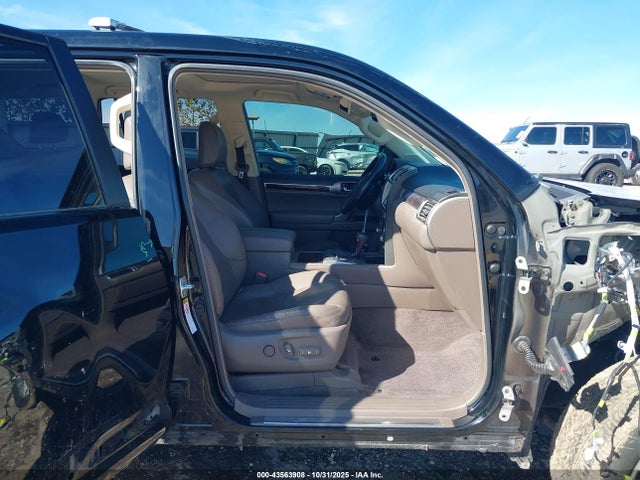 2018 LEXUS GX 460 JTJBM7FX0J5203983 Photo 4