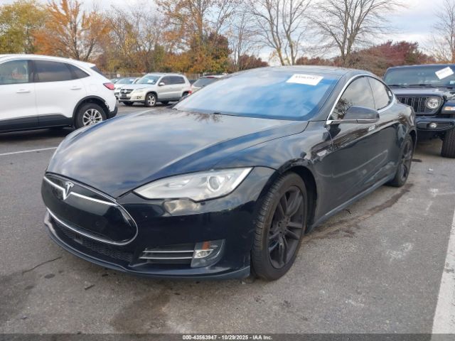 2015 TESLA MODEL S 5YJSA1E20FF117996 Photo 1