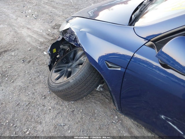 2024 TESLA MODEL Y 7SAYGAEE4RF202351 Photo 5