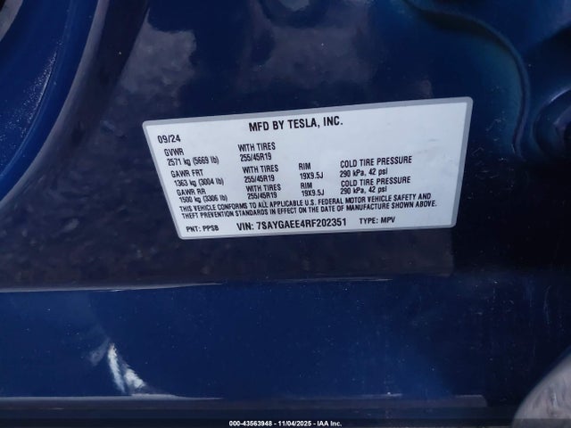 2024 TESLA MODEL Y 7SAYGAEE4RF202351 Photo 8