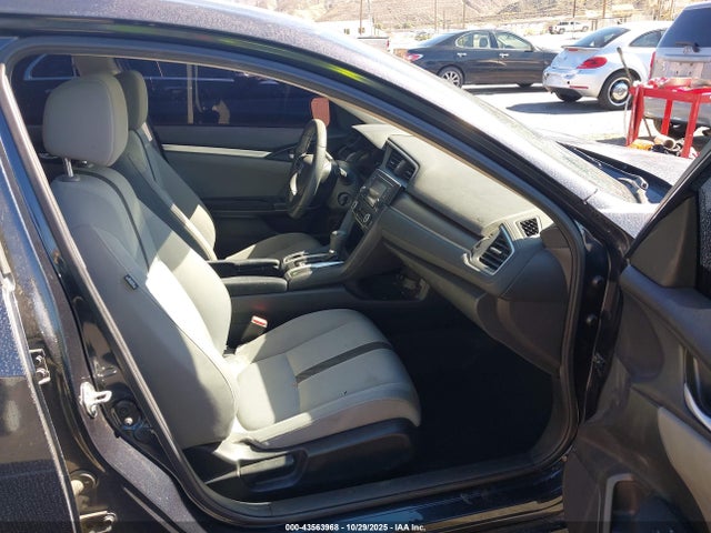 Honda Civic Lx 2018 2HGFC2F57JH539343 Image 5