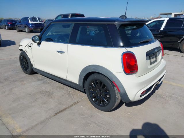2015 MINI HARDTOP WMWXP7C54F2A34501 Photo 2