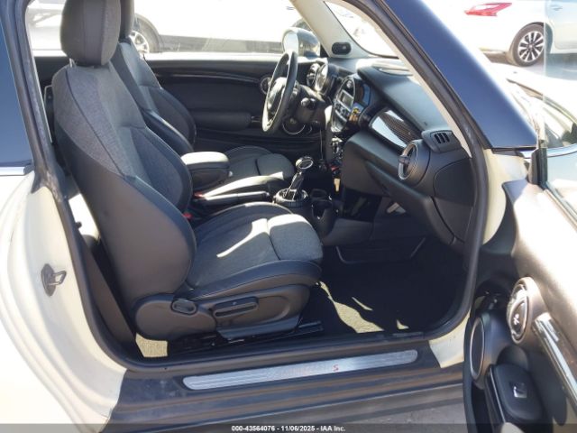 2015 MINI HARDTOP WMWXP7C54F2A34501 Photo 4