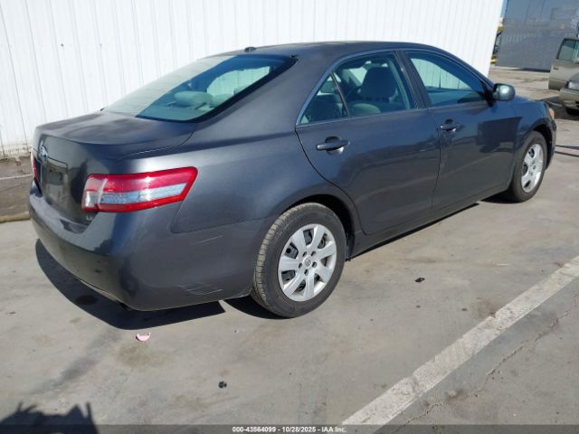 2011 TOYOTA CAMRY 4T1BF3EK0BU631941 Photo 3