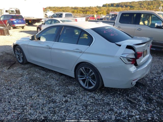 2018 BMW 330I WBA8D9C5XJEM32485 Photo 2