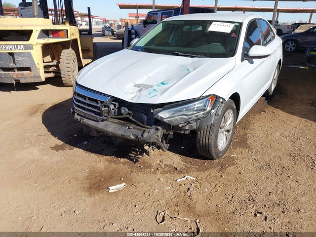 3VWN57BU5KM034593 Volkswagen Jetta 1.4t S