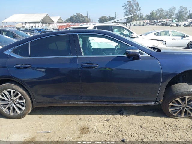 58ACA1C12NU026348 Lexus ES 300H