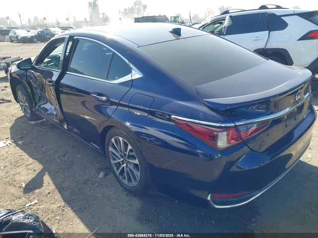 Lexus ES 300H 2022 58ACA1C12NU026348 Image 3
