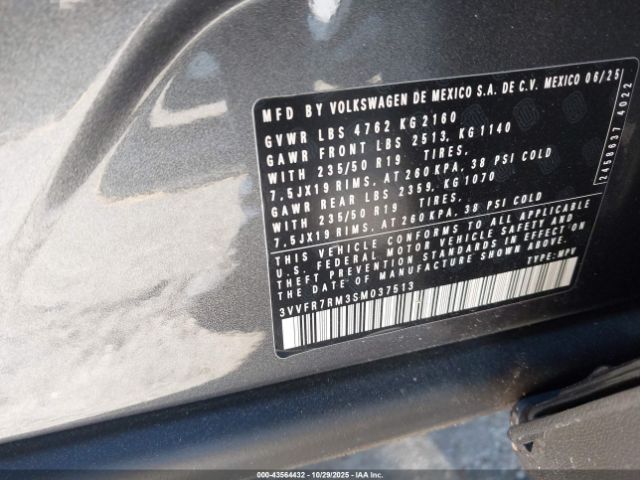 2025 VOLKSWAGEN TIGUAN 3VVFR7RM3SM037513 Photo 8