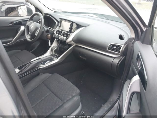 2019 MITSUBISHI ECLIPSE CROSS JA4AT3AA5KZ028843 Photo 4