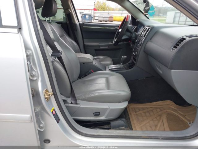 2005 CHRYSLER 300 2C3AA53G85H687890 Photo 4