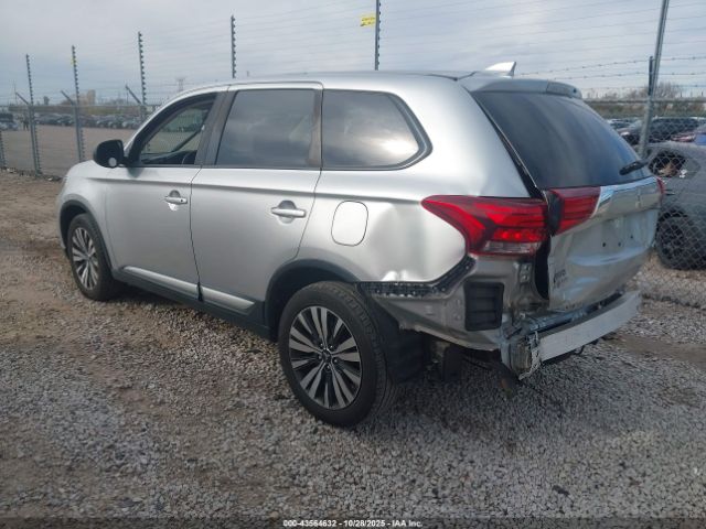 2019 MITSUBISHI OUTLANDER JA4AZ3A39KZ007607 Photo 2