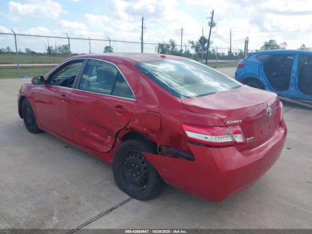 2011 TOYOTA CAMRY 4T1BF3EK0BU186911 Photo 2
