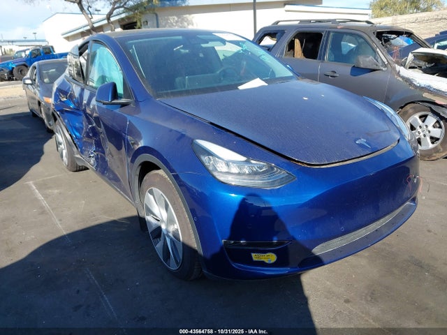 2021 TESLA MODEL Y 5YJYGAEE7MF270780 Photo 0