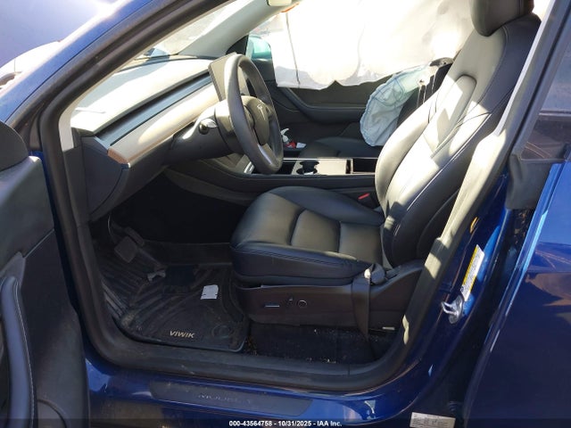 2021 TESLA MODEL Y 5YJYGAEE7MF270780 Photo 4