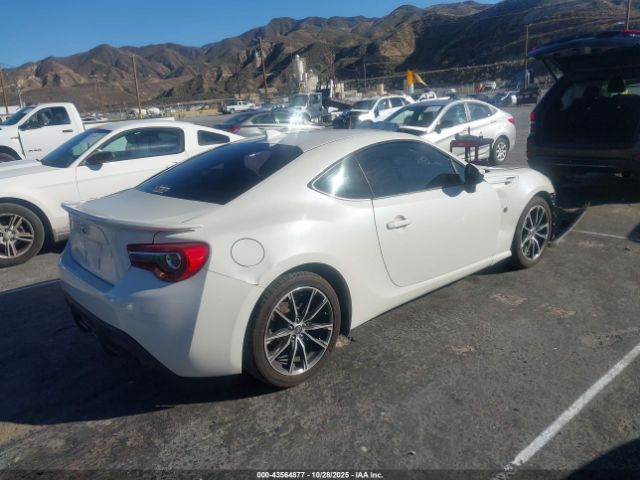 2017 TOYOTA 86 JF1ZNAA13H8706162 Photo 3