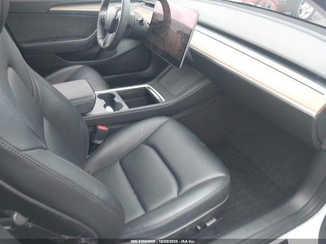 2023 TESLA MODEL 3 5YJ3E1EA2PF598433 Photo 4