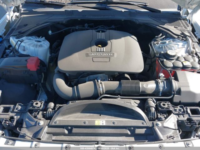 2017 JAGUAR XE SAJAD4BG4HA951397 Photo 9