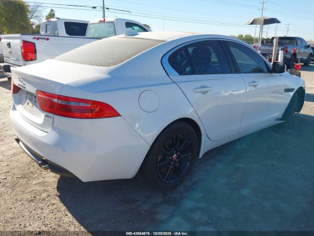 2017 JAGUAR XE SAJAD4BG4HA951397 Photo 3
