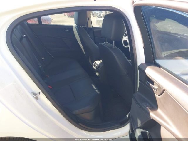 2017 JAGUAR XE SAJAD4BG4HA951397 Photo 7