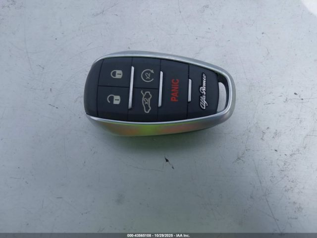 2024 ALFA ROMEO STELVIO ZASPAKBN4R7D70881 Photo 10