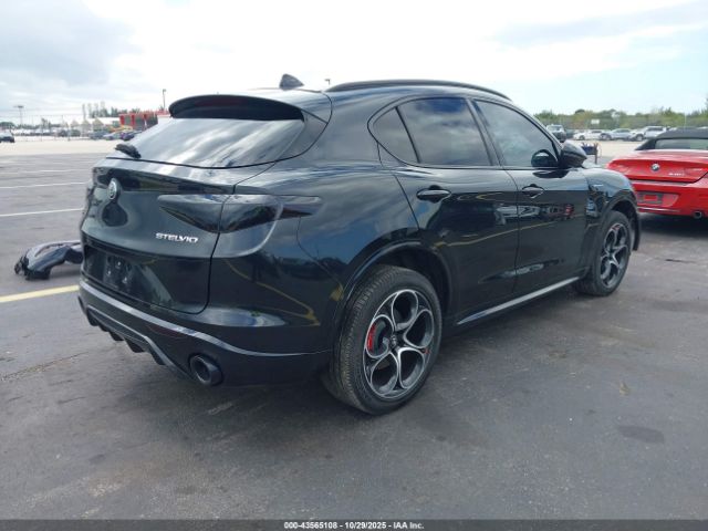 2024 ALFA ROMEO STELVIO ZASPAKBN4R7D70881 Photo 3