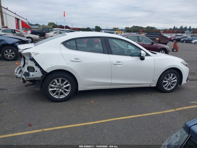 Mazda 3 2015 JM1BM1V73F1250988 Image 26